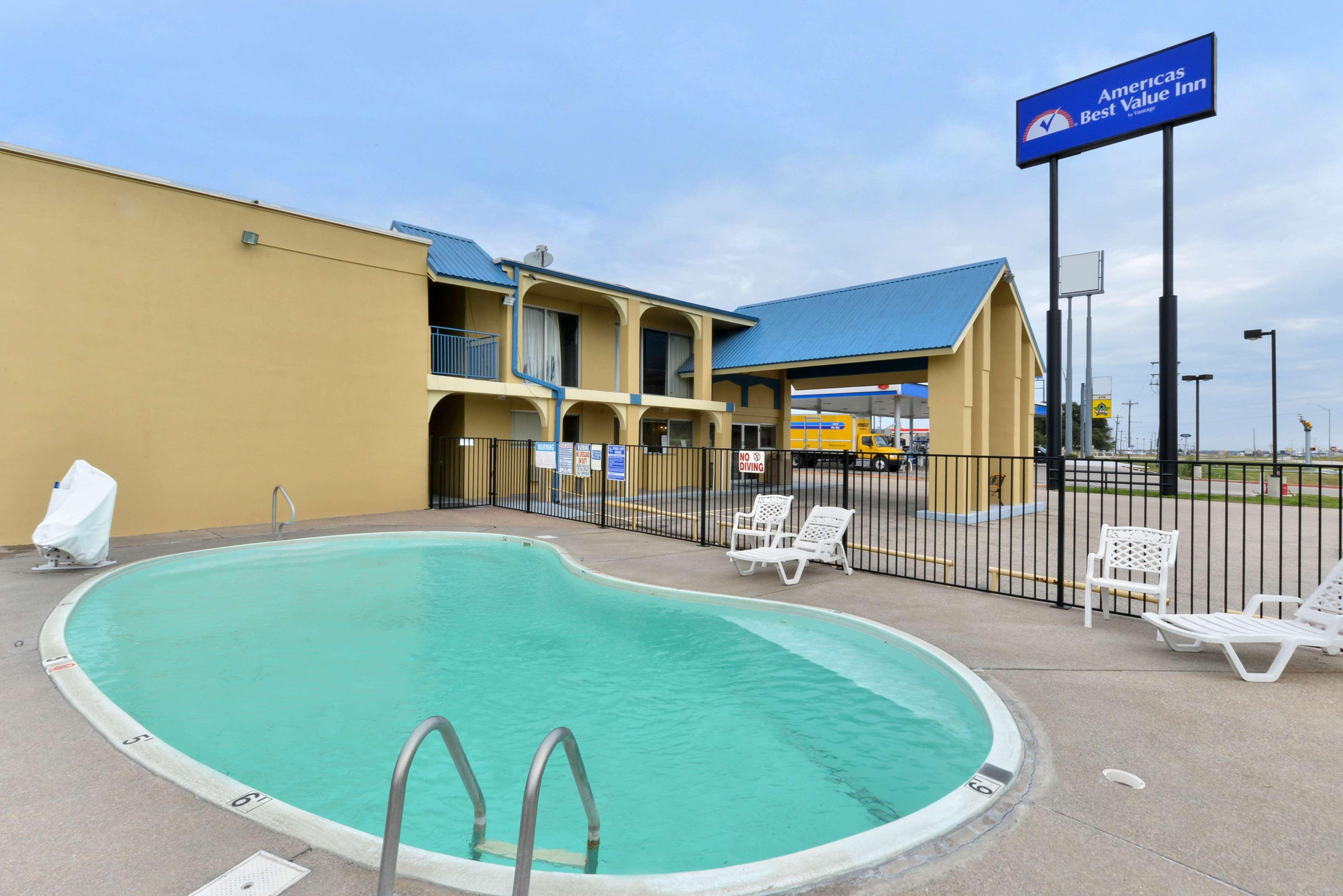 Americas Best Value Inn Schulenburg Kültér fotó